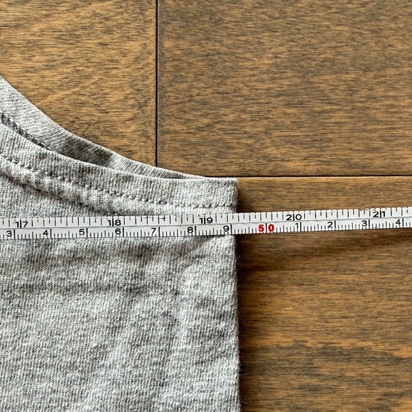 Vintage 90s Nike Tank Top Gray Mens M Embroidered Swoosh Logo USA Made - Picture 6 of 7